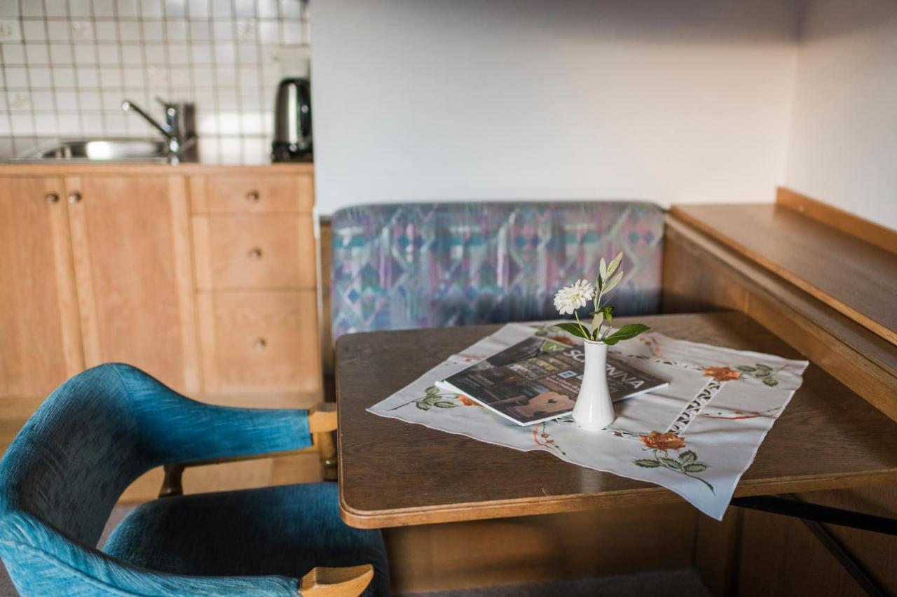 Pension Zum Burggraefler Schenna Extérieur photo