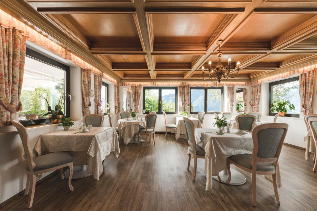 Pension Zum Burggraefler Schenna Extérieur photo