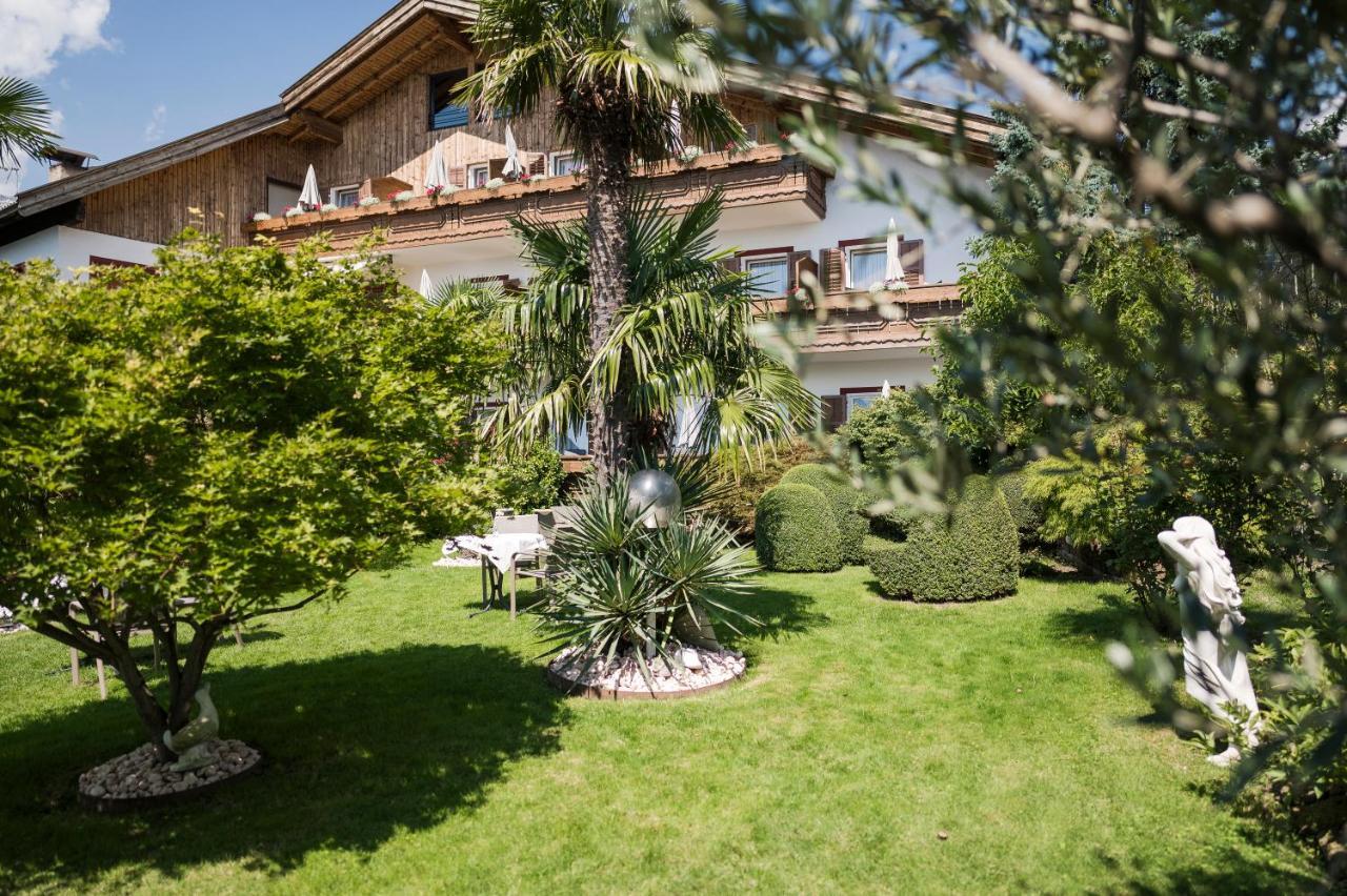 Pension Zum Burggraefler Schenna Extérieur photo