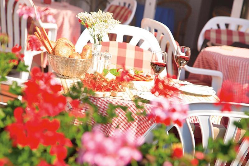 Pension Zum Burggraefler Schenna Extérieur photo